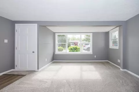 303 N Woodlawn St, Downs, IL 61736 photo 10