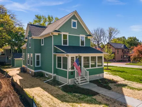 426 S Jefferson St, Batavia, IL 60510