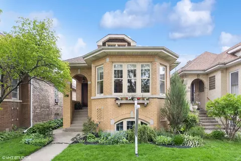 6625 N Fairfield Ave, Chicago, IL 60645