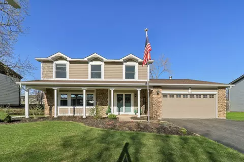 405 King Arthur Ct, Bolingbrook, IL 60440