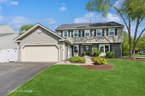 1287 Fernleaf Dr, Crystal Lake, IL 60014