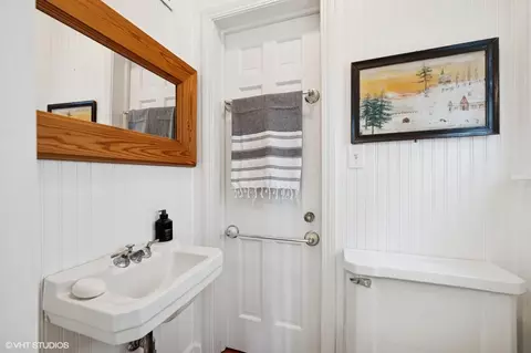 Bath - 836 E Glenwood Rd, Glenview, IL 60025 photo 2 of 2