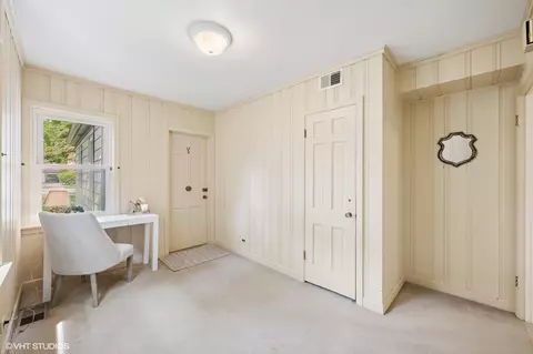 Entry Way - 836 E Glenwood Rd, Glenview, IL 60025 photo 2 of 2