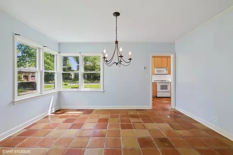 Dining - 836 E Glenwood Rd, Glenview, IL 60025 photo 2 of 2