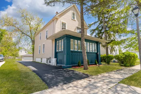 715 S 9th Ave, Maywood, IL 60153