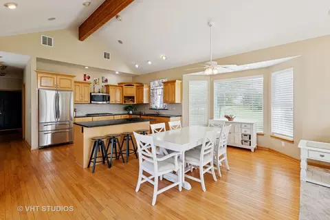 Kitchen - 23803 E 3100 North Rd, Dwight, IL 60420 photo 3 of 5