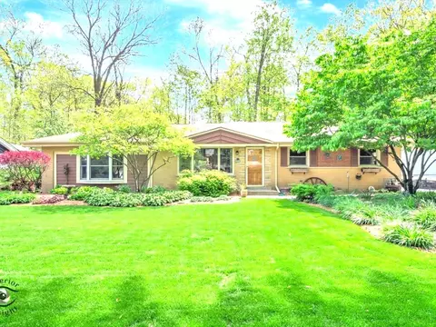 11059 W Elmwood Ct W, Mokena, IL 60448