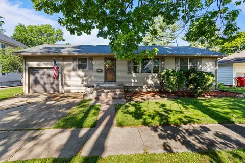 405 N Draper Ave, Champaign, IL 61821