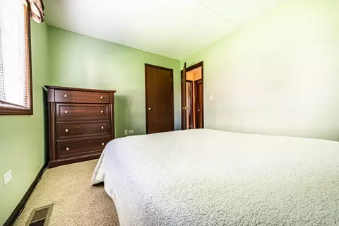 Bedroom - 6157 Willowhill Rd #A, Willowbrook, IL 60527 photo 1 of 8