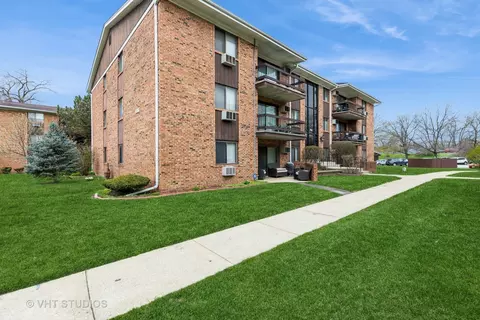 936 Olive Rd #A1, Homewood, IL 60430