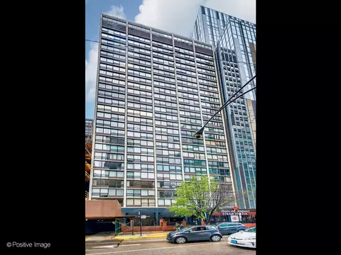 230 E Ontario St #2501, Chicago, IL 60611