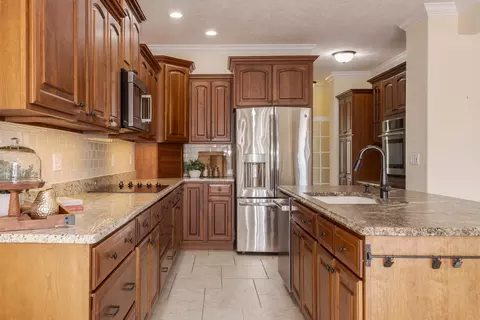 Kitchen - 2508 Piney Run, Bloomington, IL 61705 photo 1 of 6