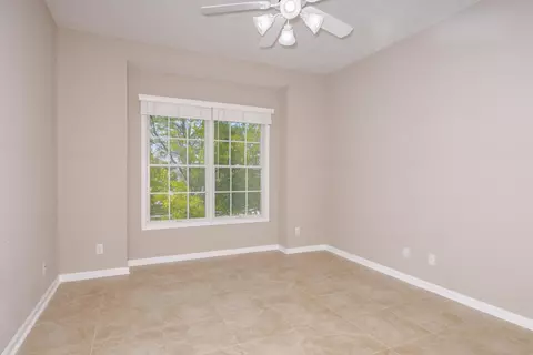 Bedroom - 2508 Piney Run, Bloomington, IL 61705 photo 1 of 8