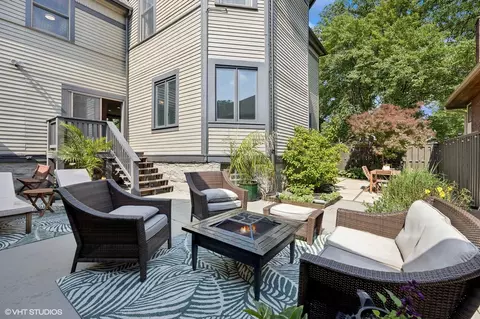 Exterior - 146 Gale Ave, River Forest, IL 60305 photo 6 of 14