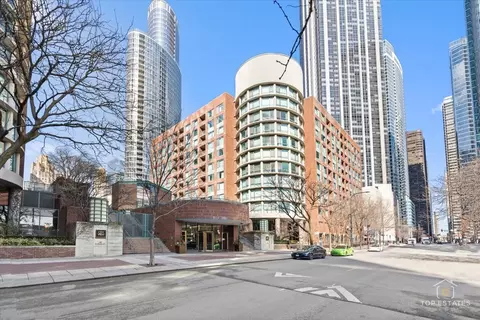 480 N Mcclurg Ct #520, Chicago, IL 60611