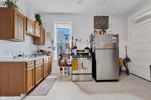 3310 S Lowe St, Chicago, IL 60616 photo 11