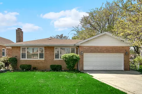 1636 S 14th Ave, Maywood, IL 60153