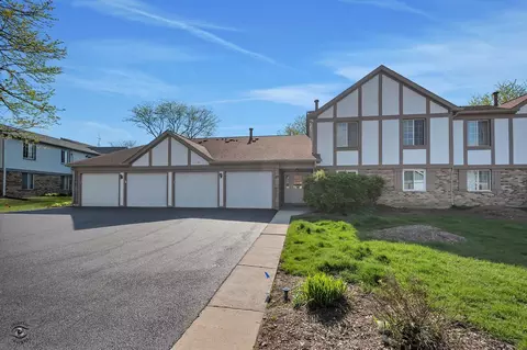 1260 Williamsport Dr #3, Westmont, IL 60559