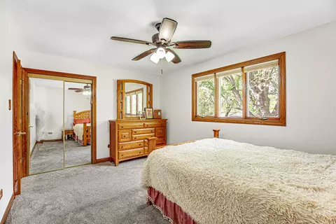 Bedroom - 1237 Will Dr, Lockport, IL 60441 photo 2 of 5