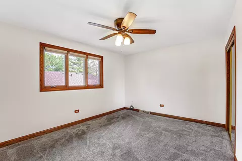 Bedroom - 1237 Will Dr, Lockport, IL 60441 photo 4 of 5