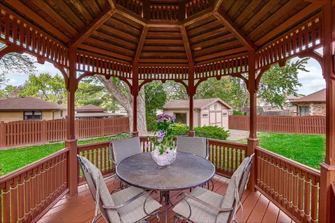 Exterior - 1237 Will Dr, Lockport, IL 60441 photo 5 of 7