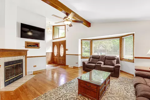 Living - 1237 Will Dr, Lockport, IL 60441 photo 1 of 4