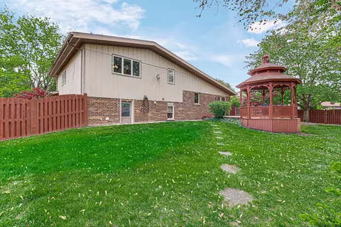 Exterior - 1237 Will Dr, Lockport, IL 60441 photo 7 of 7