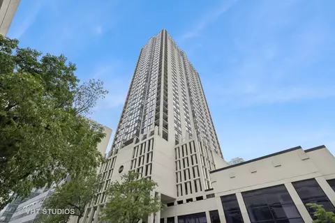1122 N Clark St #3301-10, Chicago, IL 60610