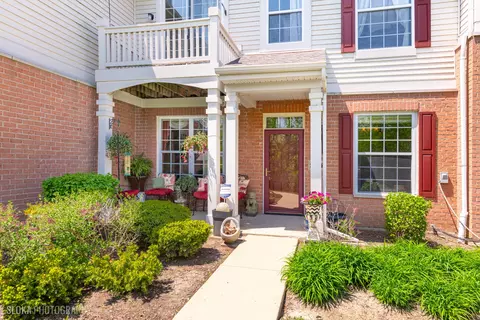 2253 Concord Dr, Mchenry, IL 60050 photo 2
