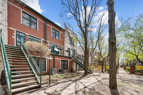 1812 S Federal St #33, Chicago, IL 60616