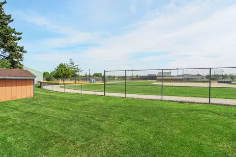 46 Feece Dr, Batavia, IL 60510 photo 29