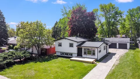 11 Durango Rd, Montgomery, IL 60538