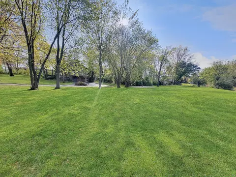 4511 N Johnsburg Rd, Johnsburg, IL 60051 photo 8