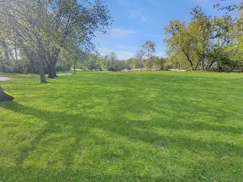 4511 N Johnsburg Rd, Johnsburg, IL 60051 photo 9