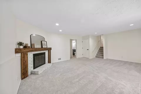 Living - 1411 Westview Dr, Normal, IL 61761 photo 5 of 8
