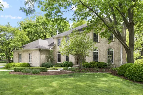 814 Steeplechase Ct, Saint Charles, IL 60174