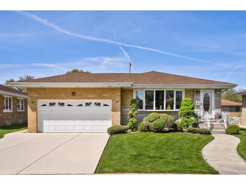 4522 N Reserve Ave, Chicago, IL 60656