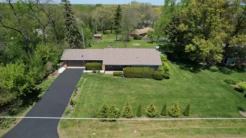 View/Area - 140 E Hillside Rd, Barrington, IL 60010 photo 1 of 3