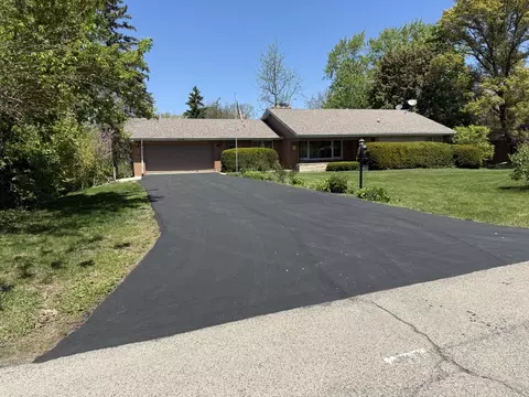 140 E Hillside Rd, Barrington, IL 60010