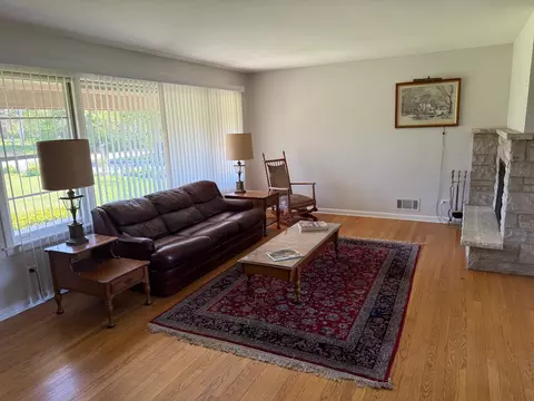 Living - 140 E Hillside Rd, Barrington, IL 60010 photo 1 of 3