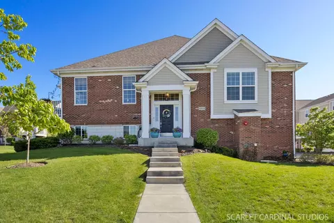 4404 Monroe Ct, Naperville, IL 60564