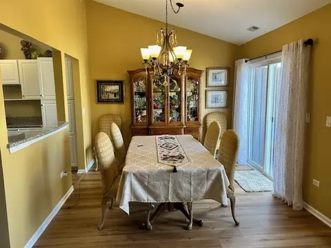 Dining - 21222 W Walnut Dr #B, Plainfield, IL 60544 photo 1 of 3