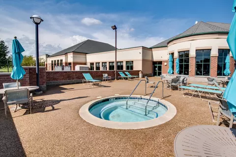 Exterior - 21222 W Walnut Dr #B, Plainfield, IL 60544 photo 6 of 7