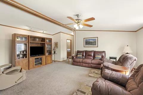 56 Drake Ln, Beecher, IL 60401 photo 5