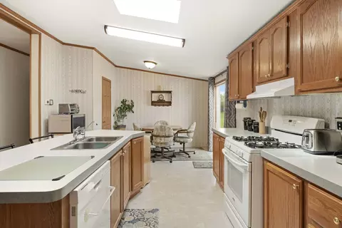 56 Drake Ln, Beecher, IL 60401 photo 3