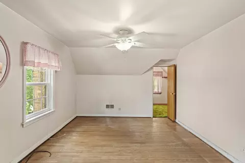 Bedroom - Undisclosed, Chicago, IL 60655 photo 3 of 4
