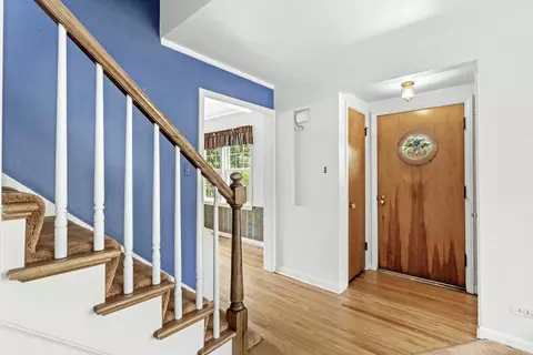 Entry Way - Undisclosed, Chicago, IL 60655 photo 1 of 1