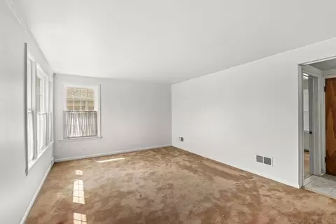Living - Undisclosed, Chicago, IL 60655 photo 1 of 2