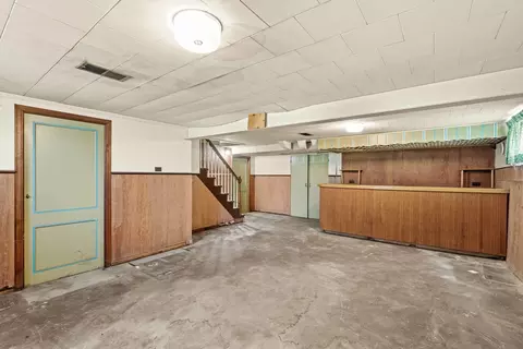 Other - Undisclosed, Chicago, IL 60655 photo 3 of 5