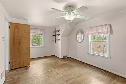 Bedroom - Undisclosed, Chicago, IL 60655 photo 2 of 4